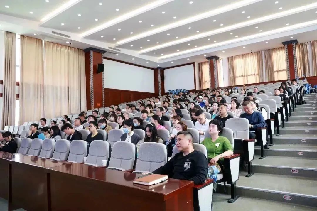 龙港市召开重点群体就业帮扶工作部署会