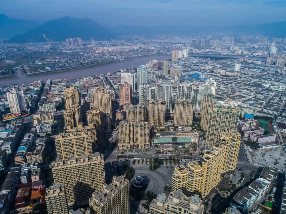 龙港财富中心