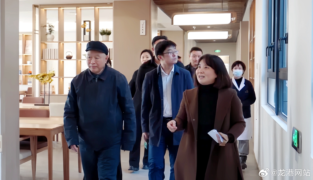 82岁镇委书记吴金印 来龙港调研参观康养产业