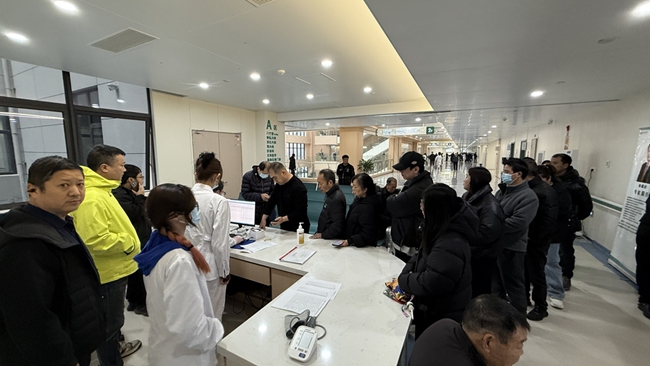 龙港中医院新院区周年庆 省级专家组团“送健康”