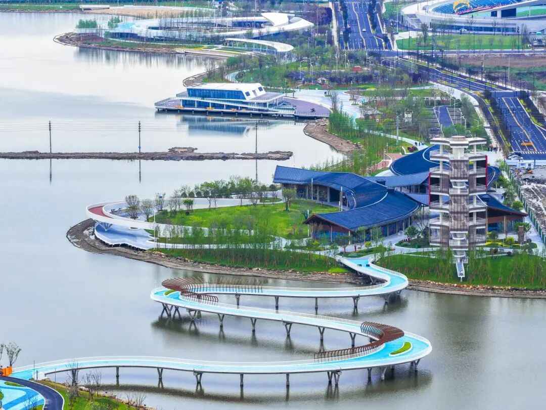 青龙湖公园。苏巧将 摄