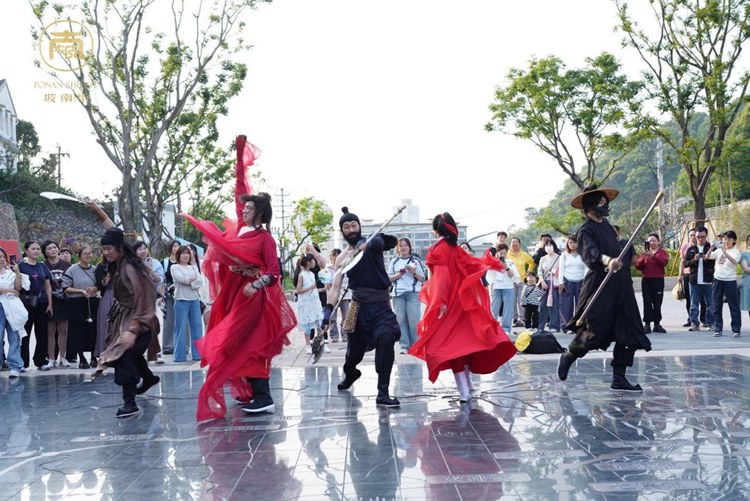平阳坡南五一快闪秀燃爆全场