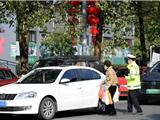 温州交警提醒，对逾期未检验、未换证等给予2个月办理缓冲期