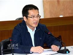陈显宏到杨家宅村给党员宣讲十九大精神
