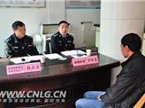 县公安局领导在龙港开门“大接访”