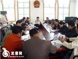 镇人大开展环境卫生整治视察活动