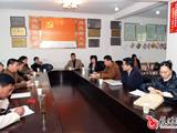 汤宝林指出：要化解矛盾，健全制度，完善村级组织规范化建设