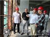 县人大代表来龙港视察重点项目建设