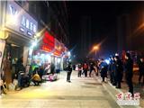 龙港执法局开展整治行动 夜间管控“不打烊”