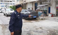 点赞！校园保安秒变“灭火侠”