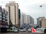 修复路灯城市夜晚更明亮