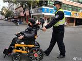 小事情，大温暖，为龙港交警点赞