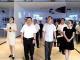龙港法院联合市工商联召开首次联席会议并举行“共享法庭”和法律服务联络室的揭牌仪式