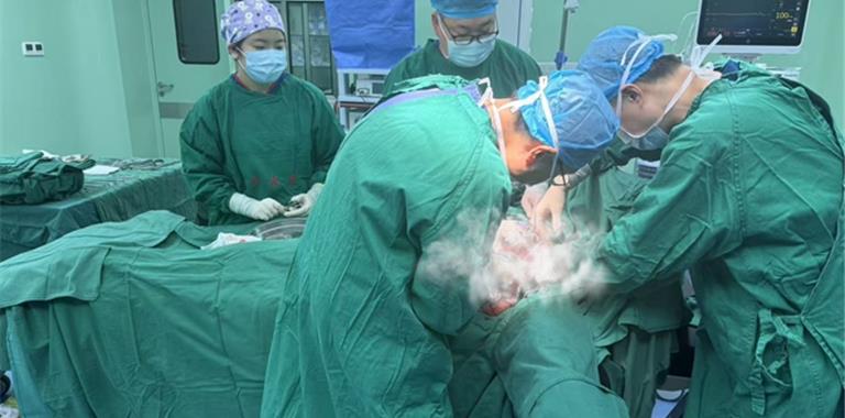 龙港中医院新院区成功开展首例乳腺癌根...
