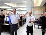 陈显宏为东河村全体党员上专题党课