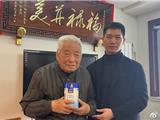 牧伦苏总部看望龙江港区第一批建设者老同志