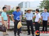 县委常委、镇委书记丁振俊开展“河长制”巡查活动