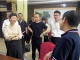 让乡亲们早点住新房！何宗静调研沿江板块拆迁工作