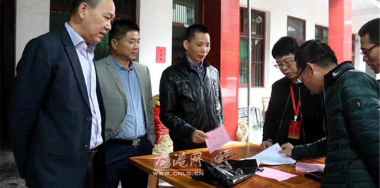 李孝取到各选区督查人大代表补选工作