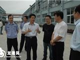 汤宝林强调：企业生产既要讲效益，又要抓安全