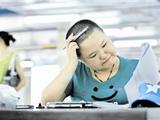 大三女生为考研“削发明志”称光头凉快