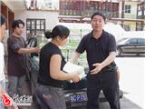 我镇领导慰问高温下作业环卫工人