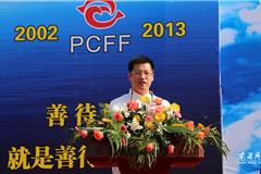 镇委副书记、舥艚社区书记黄贤满