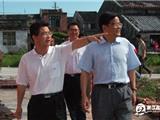 邵占维在苍南检查灾后重建工作