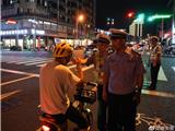 龙港市局交警大队开展“强管理、压事故、保畅通”集中统一行动
