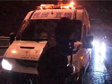 飙新闻：龙港迎来今冬第一场大雪 视频报道