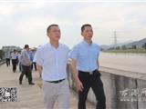 陈国苗巡查鳌江“河长制”：岸线治理要加速