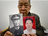 温州76岁老人到济南寻亲妈 寻亲资料铺满一张床