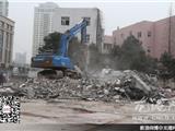 龙港镇对龙港五小周边加工厂进行全面拆除