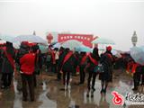 清洁家园，巾帼在行动