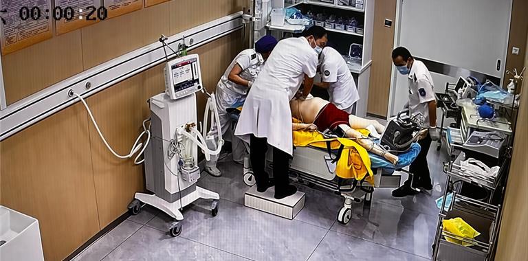龙港中医院成功抢救一例呼吸心跳骤停患...