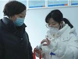暖心！6万多份“防疫包”发给60岁以上老人