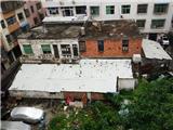 网友曝光：龙港河滨路一加工点疑违章建筑 垃圾满地