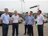 龙港镇开展全县交通治理攻坚行动日慰问活动