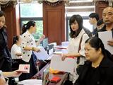党员代跑代办不动产权证 村民在家享受“最多跑一次”改革宏利