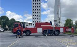 72米登高平台消防车“上岗”，龙港高层救援开启“云端”模式！