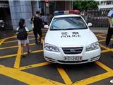 办法总比困难多  为龙港交警点赞！