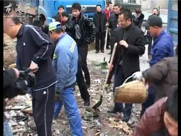 我镇开展城市卫生大扫除活动