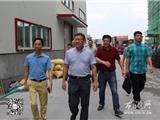 丁振俊走访企业 排忧解难促发展