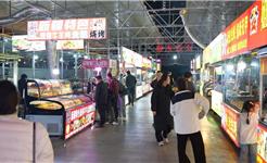 从闲置地到“金疙瘩”！龙虹夜市烟火气里的“三赢”密码