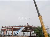 龙港镇拆除平等吴兰楼一处私自加高违章建筑
