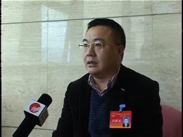 龙港镇人大代表接受本网独家采访