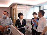 你办事 我来帮 | 龙港市政务服务中心开展“当一天代帮办员”活动