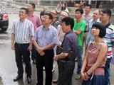 丁振俊深入社区调研党的群众路线教育实践活动