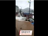 实拍苍南炎亭 渔潦沙滩台风现场视频！！