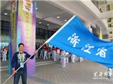 “篮球奇人”--陈光银  他参加了七届农运会
